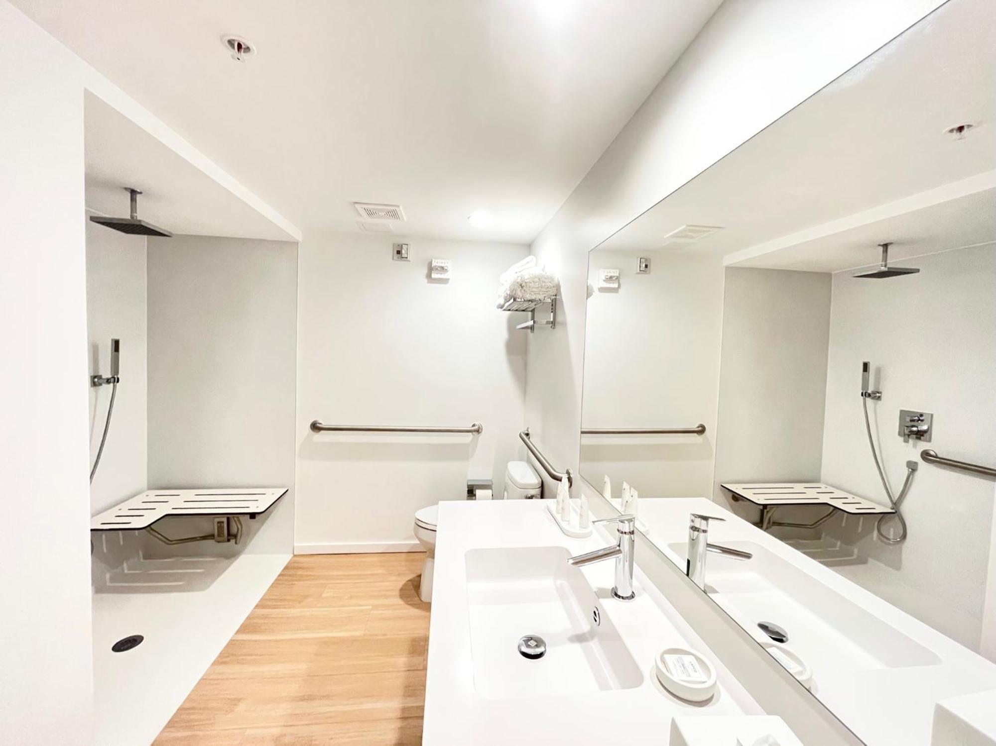 Beach Haus Residences Bal Harbour Bilik gambar